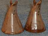 Teepee shakers glazed brown satin